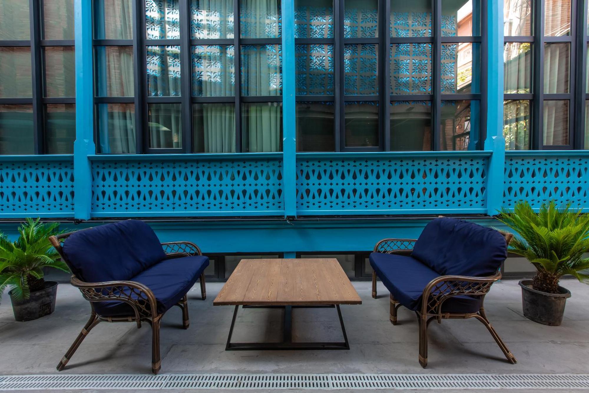 Royal Inn Tbilisi Exteriör bild