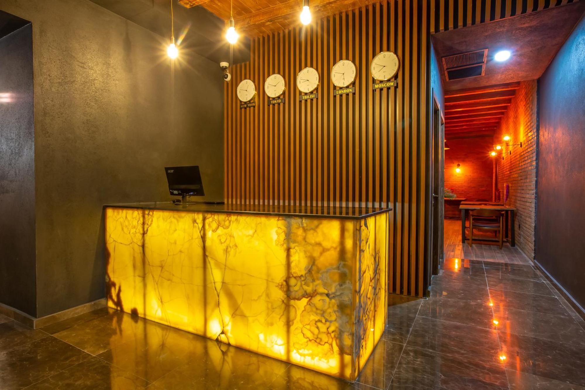 Royal Inn Tbilisi Exteriör bild