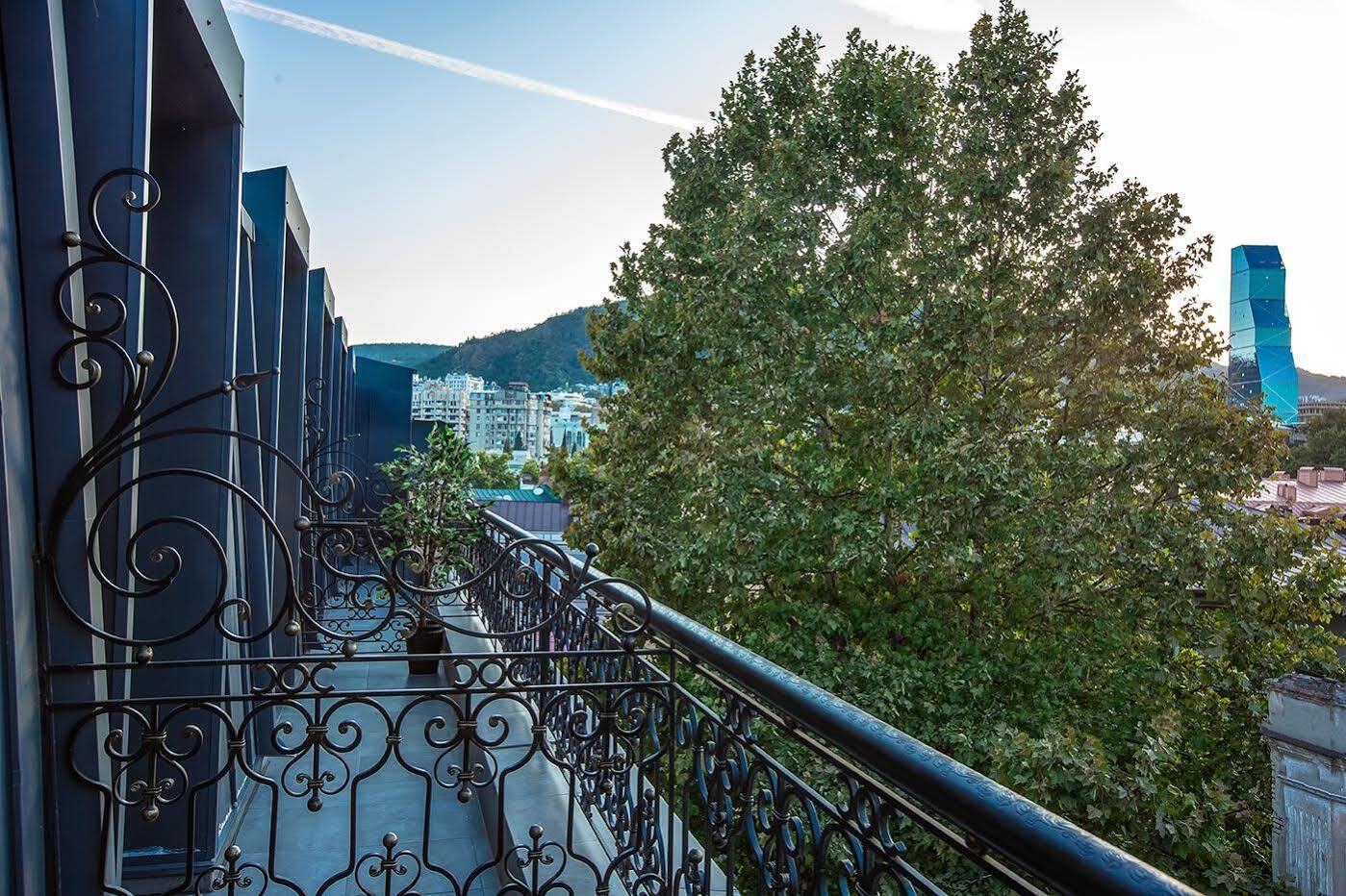 Royal Inn Tbilisi Exteriör bild