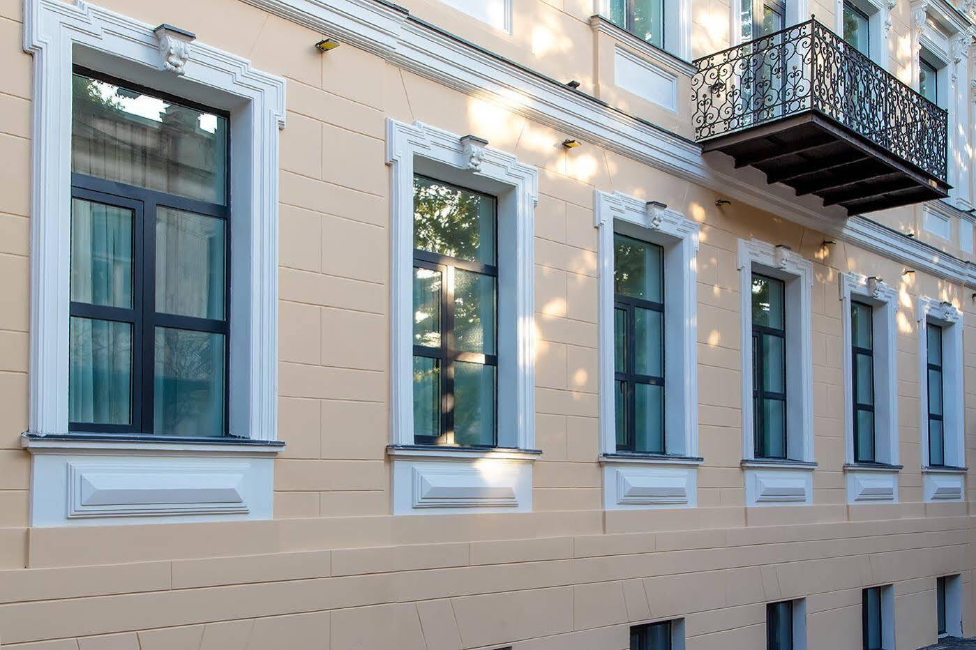 Royal Inn Tbilisi Exteriör bild